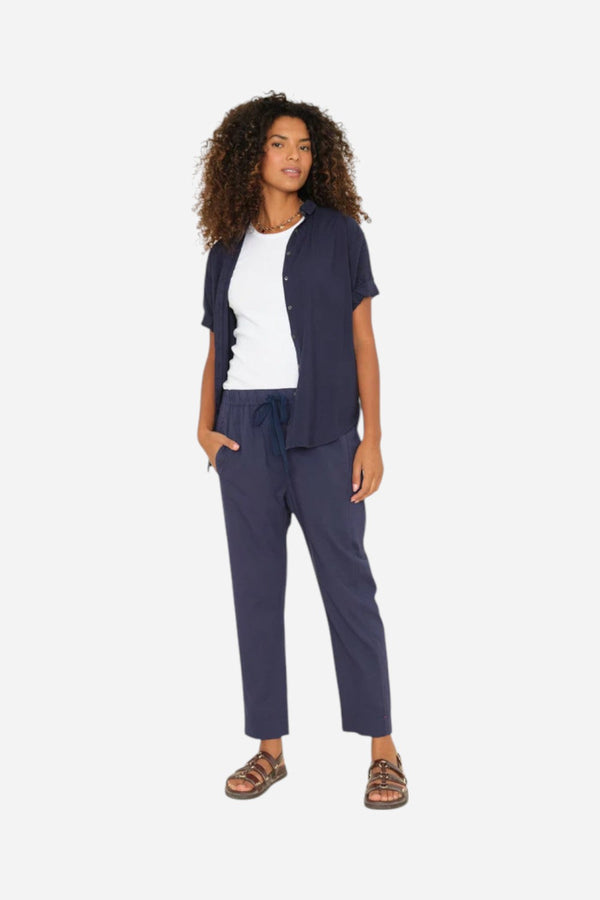 Xirena Navy Draper Pant