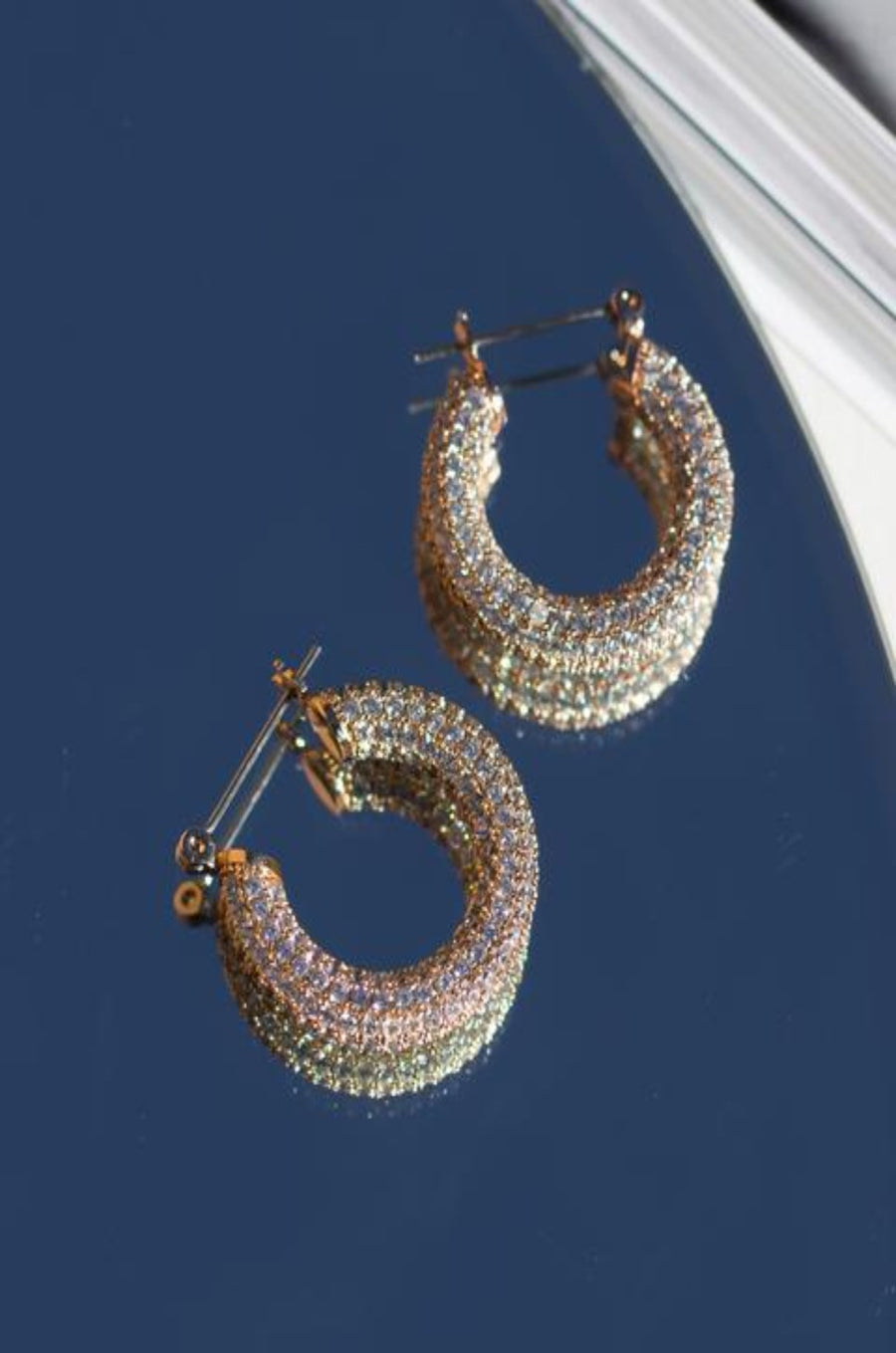 PAVE BABY AMALFI HOOPS