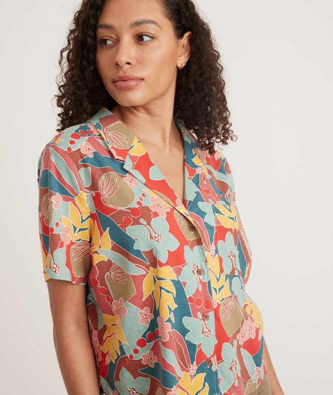 Marine Layer Lucy Short Sleeve Resort Shirt in Hibiscus Floral