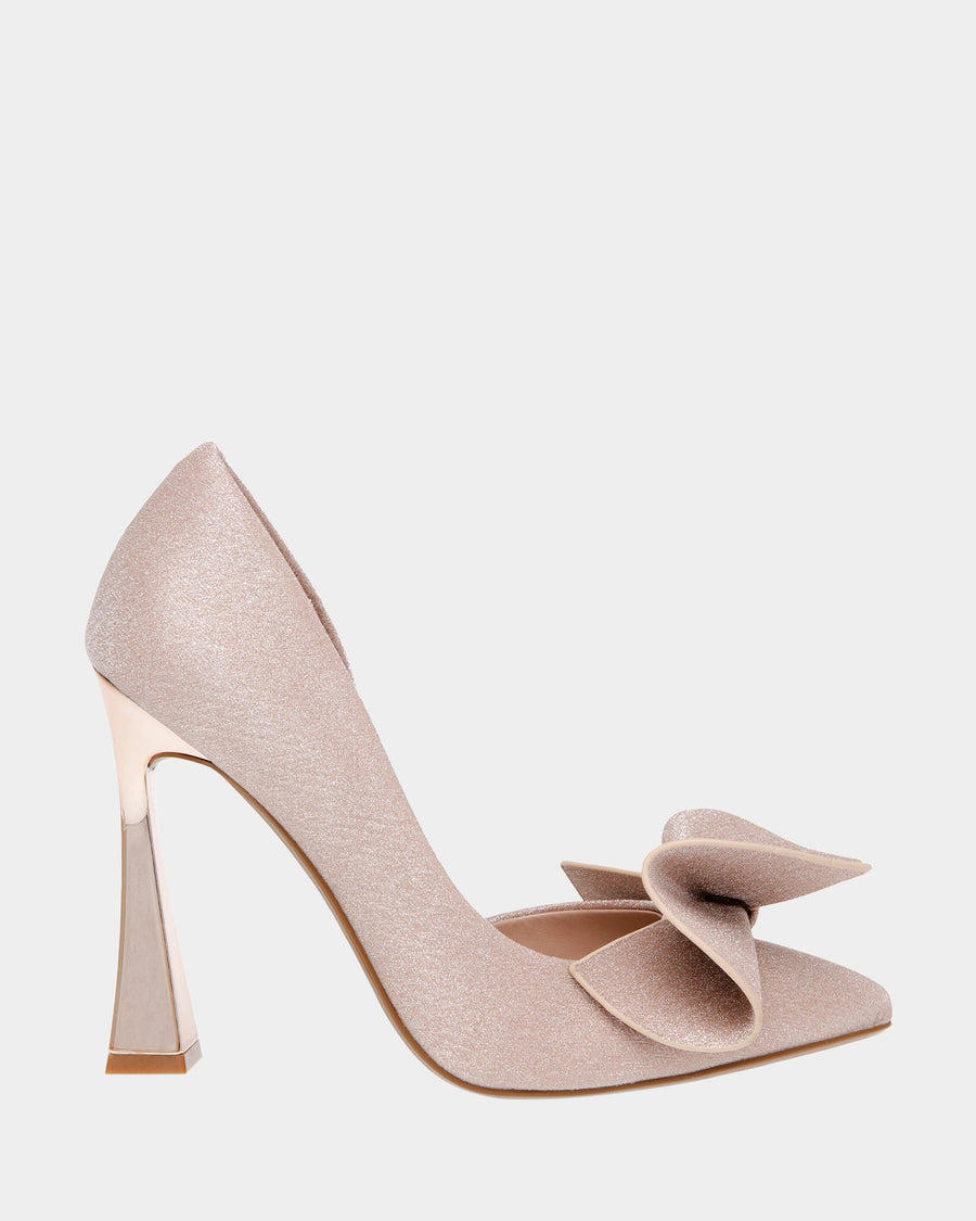 Betsey Johnson Nobble Bow Sparkle Pump in Champagne